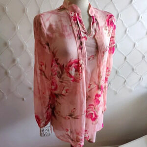 - Susan Graver • Tunic Blouse • Pink Floral Print w/ Lace • X-Small